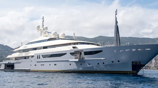 Azteca becomes the largest yacht ever to accept Bitcoin as payment